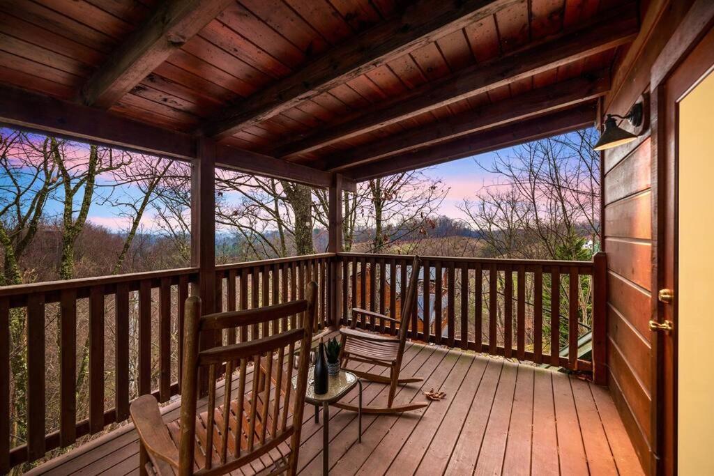 A Moment Inn Time Pigeon Forge Bagian luar foto